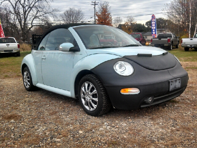 Volkswagen New Beetle 2005 photo 3