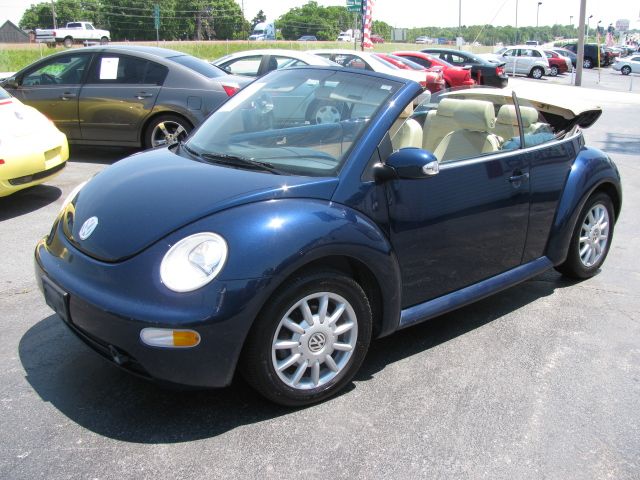 Volkswagen New Beetle 2005 photo 3