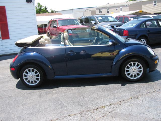 Volkswagen New Beetle 2005 photo 4