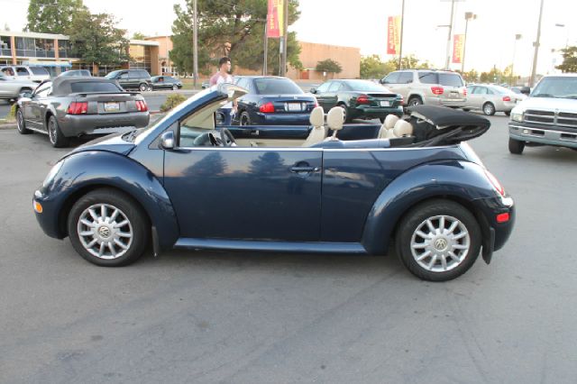 Volkswagen New Beetle 2500 Extended Cab 4WD SLT Convertible