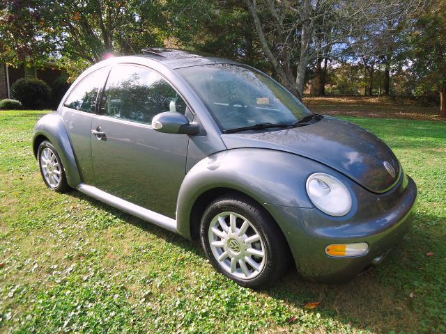 Volkswagen New Beetle 2005 photo 3