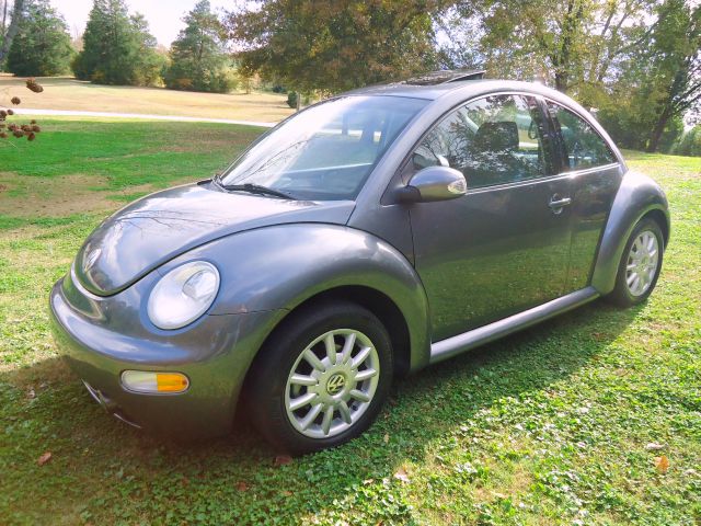 Volkswagen New Beetle 2005 photo 4