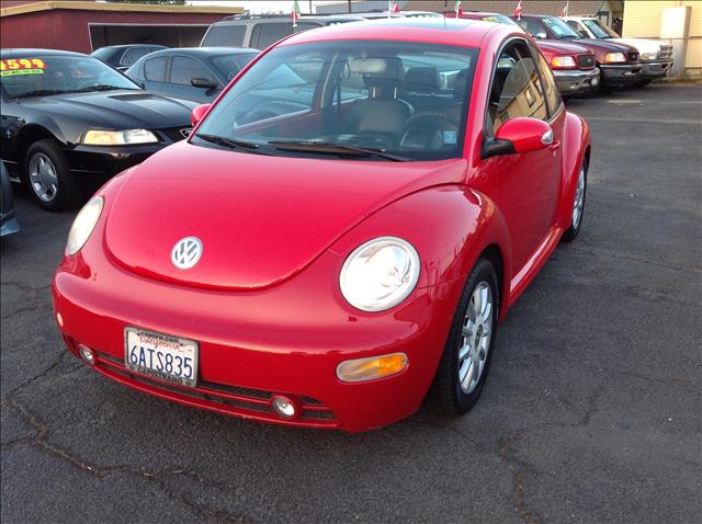 Volkswagen New Beetle 2005 photo 3