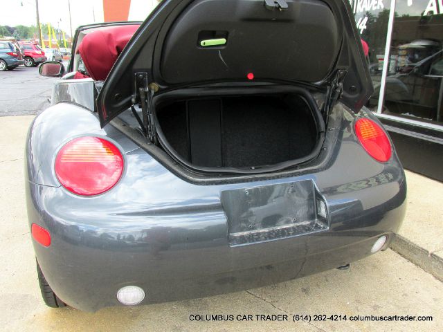 Volkswagen New Beetle 2005 photo 17