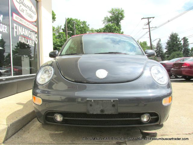 Volkswagen New Beetle 2005 photo 2