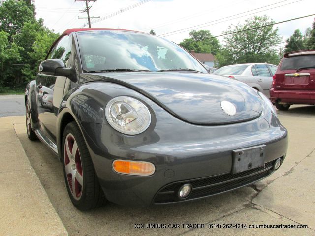 Volkswagen New Beetle 2005 photo 20