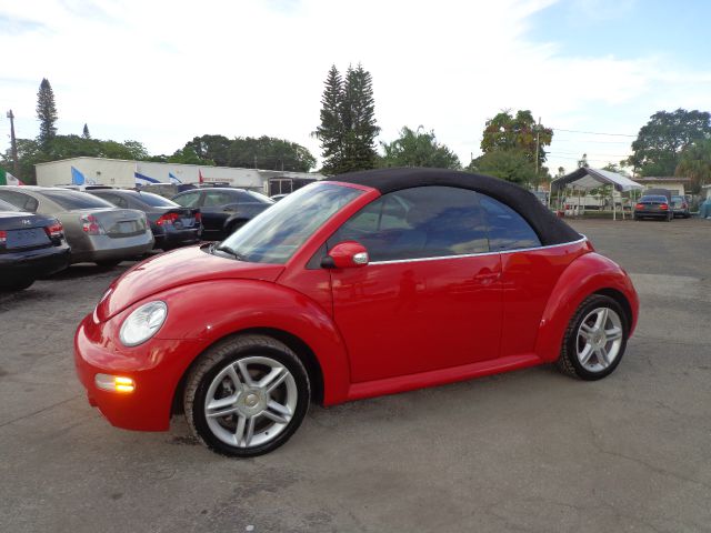 Volkswagen New Beetle 3/4 Ton Convertible