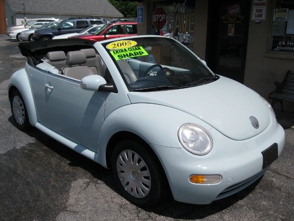 Volkswagen New Beetle 2005 photo 30