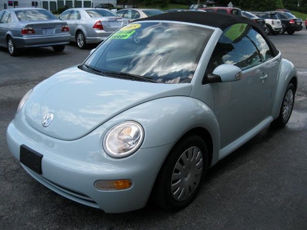 Volkswagen New Beetle 2005 photo 7