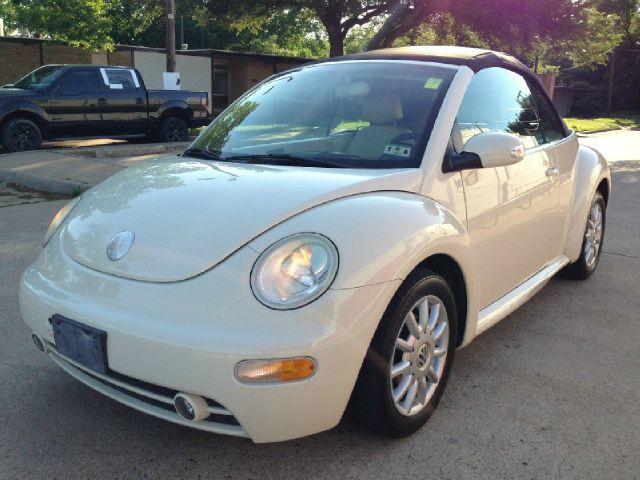 Volkswagen New Beetle 2005 photo 18