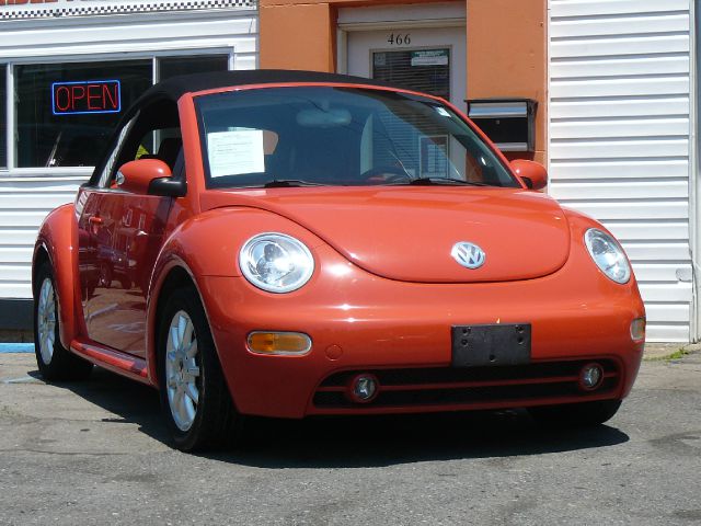 Volkswagen New Beetle 2005 photo 2