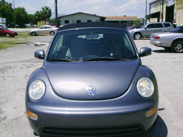 Volkswagen New Beetle 2005 photo 2