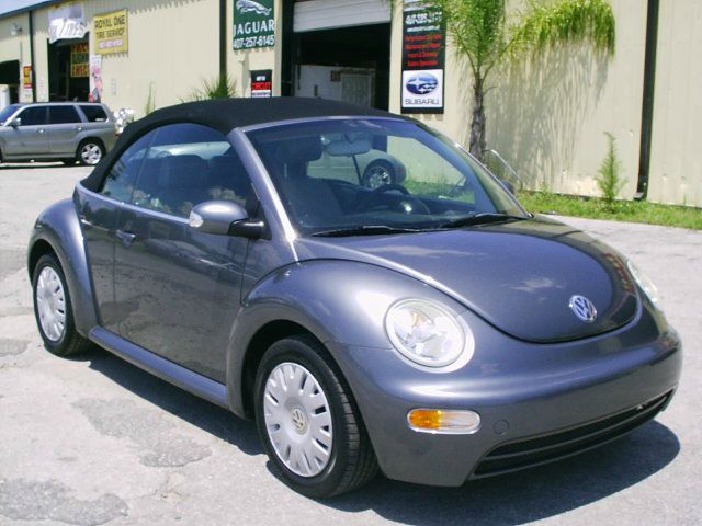 Volkswagen New Beetle 2005 photo 9