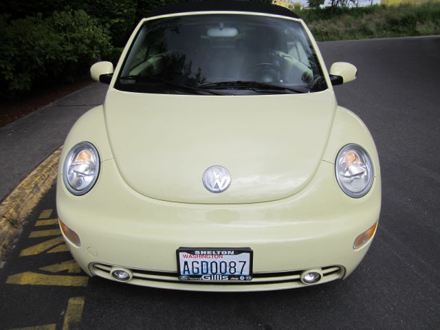 Volkswagen New Beetle 2005 photo 4