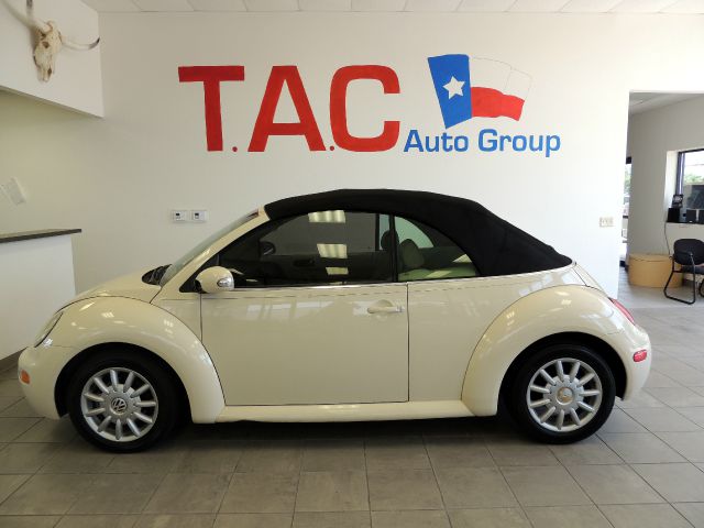 Volkswagen New Beetle 2005 photo 2