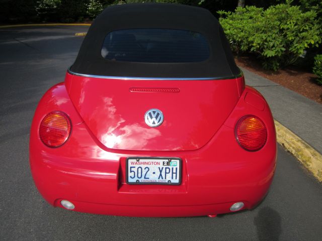 Volkswagen New Beetle 2005 photo 4