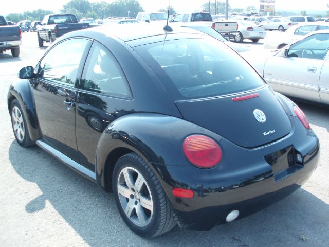 Volkswagen New Beetle King Cab 4WD Hatchback