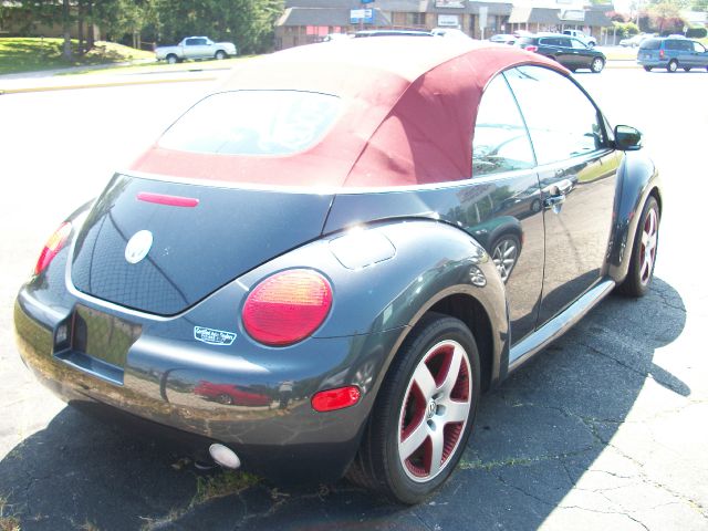 Volkswagen New Beetle 2500 Extended Cab 4WD SLT Convertible