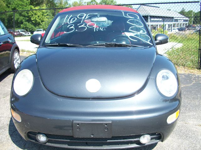 Volkswagen New Beetle 2005 photo 4