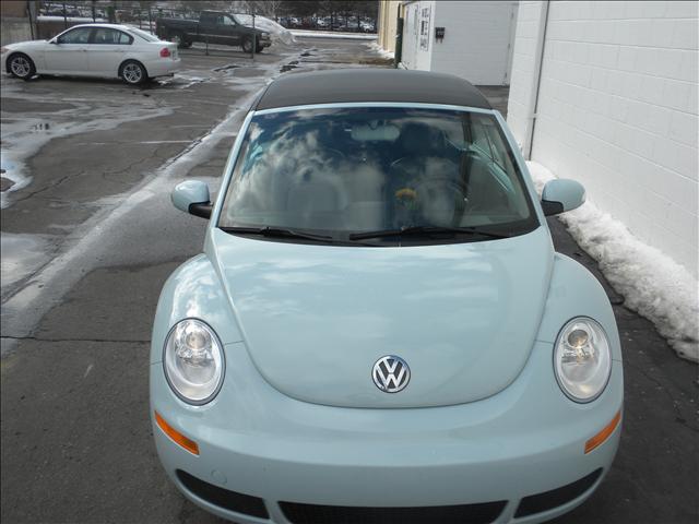 Volkswagen New Beetle 2006 photo 1