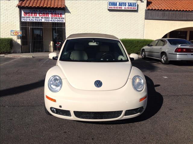 Volkswagen New Beetle 2006 photo 2