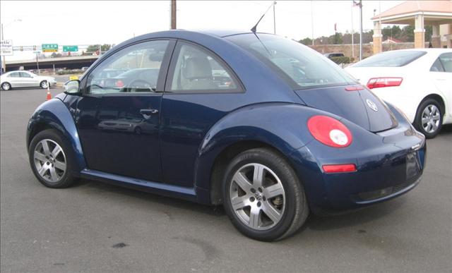 Volkswagen New Beetle 2006 photo 1