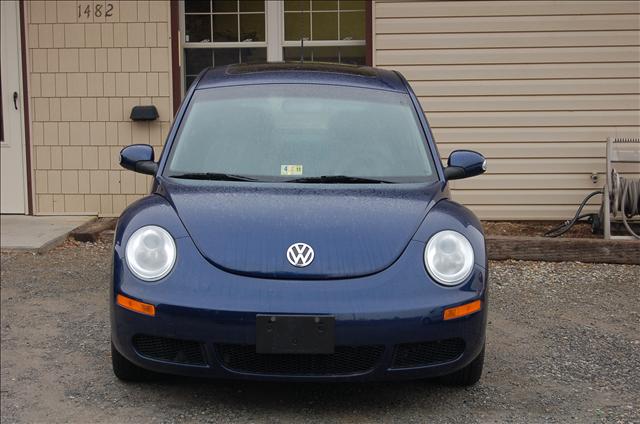 Volkswagen New Beetle 2006 photo 1