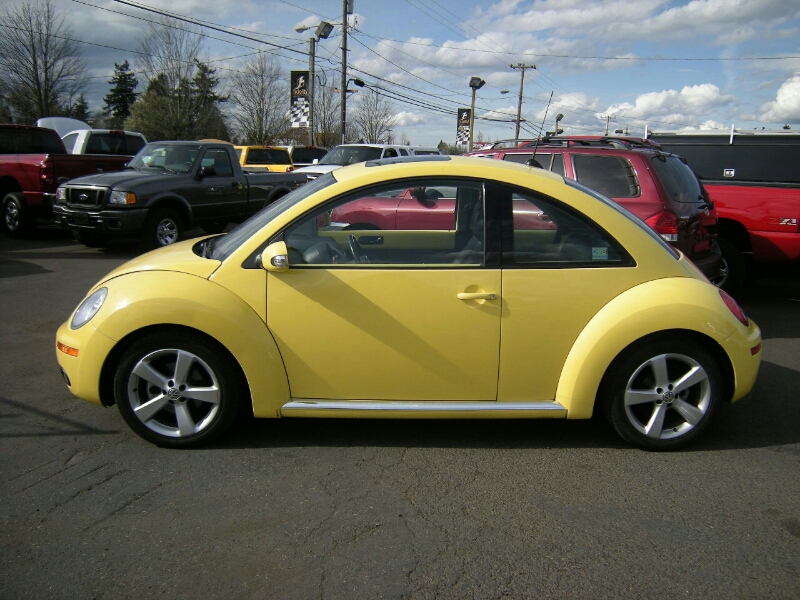 Volkswagen New Beetle 2006 photo 4