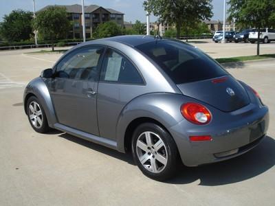 Volkswagen New Beetle 2006 photo 2