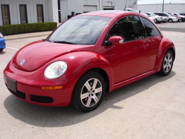 Volkswagen New Beetle CD With MP3 Hatchback