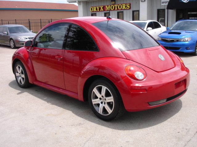 Volkswagen New Beetle 2006 photo 28