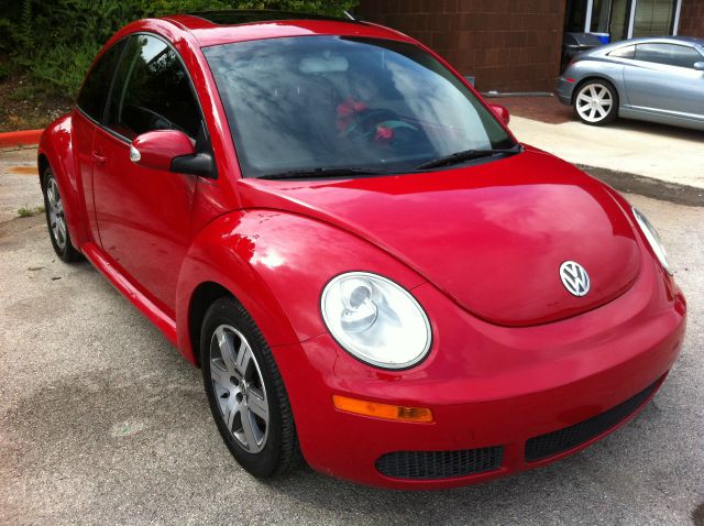 Volkswagen New Beetle 2006 photo 4