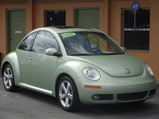 Volkswagen New Beetle Limited Wagon Hatchback