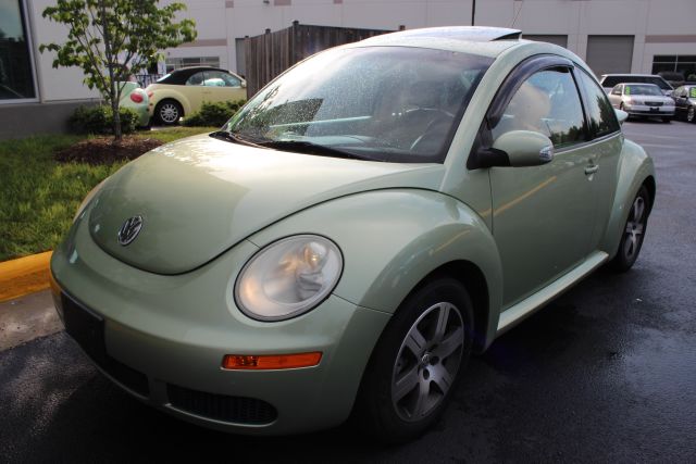 Volkswagen New Beetle 2006 photo 27