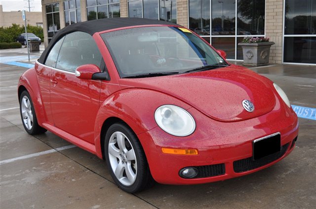 Volkswagen New Beetle 2006 photo 5