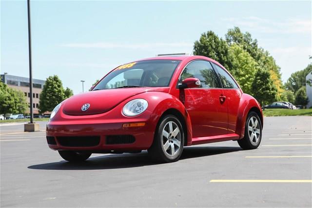 Volkswagen New Beetle 2006 photo 4