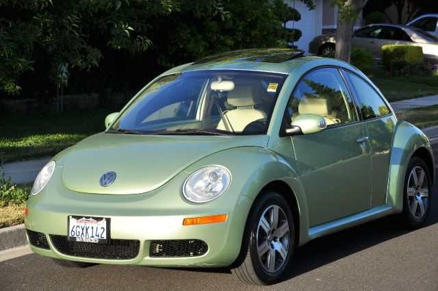 Volkswagen New Beetle CD With MP3 Hatchback