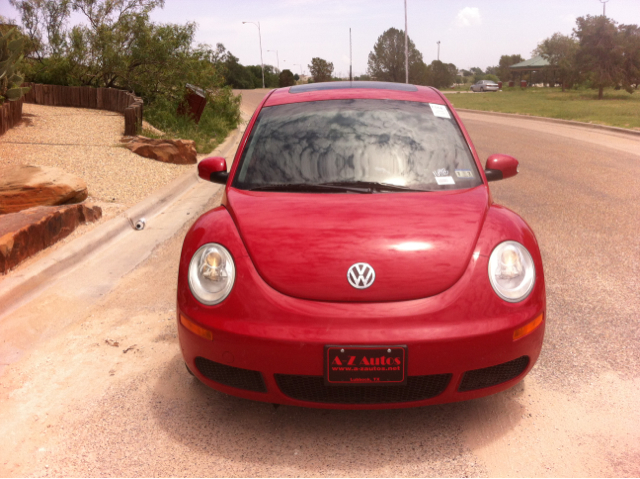 Volkswagen New Beetle 2006 photo 2