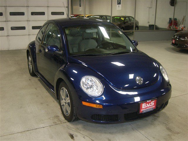 Volkswagen New Beetle 2006 photo 5