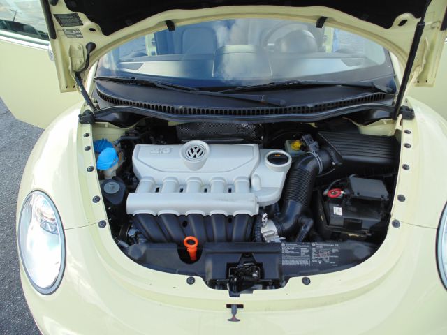 Volkswagen New Beetle 2006 photo 7