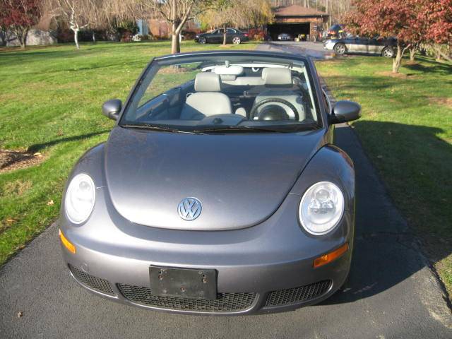 Volkswagen New Beetle 2006 photo 3