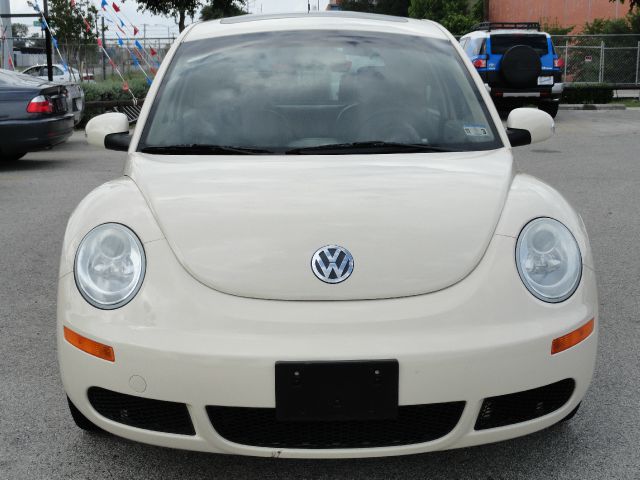 Volkswagen New Beetle Limited Wagon Hatchback