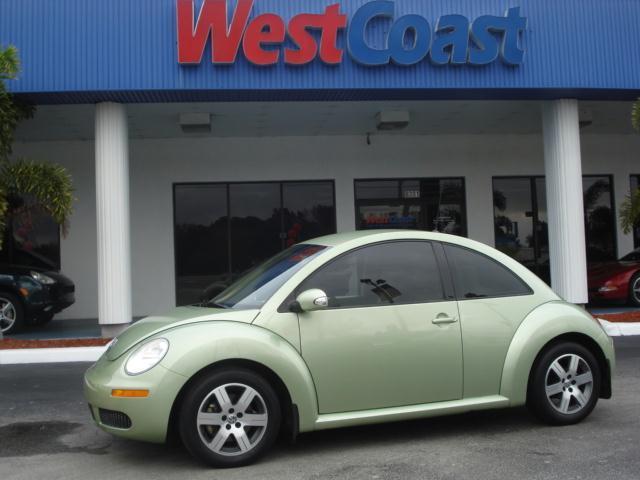 Volkswagen New Beetle Unknown Hatchback