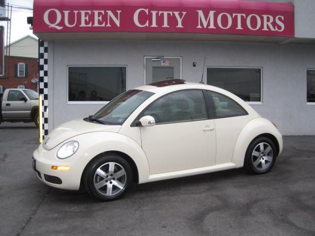 Volkswagen New Beetle 2006 photo 3