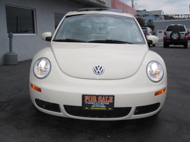 Volkswagen New Beetle 2006 photo 5