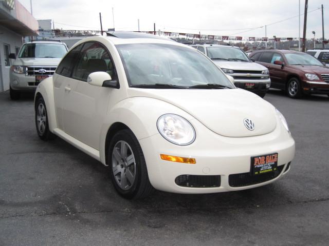 Volkswagen New Beetle 2006 photo 1