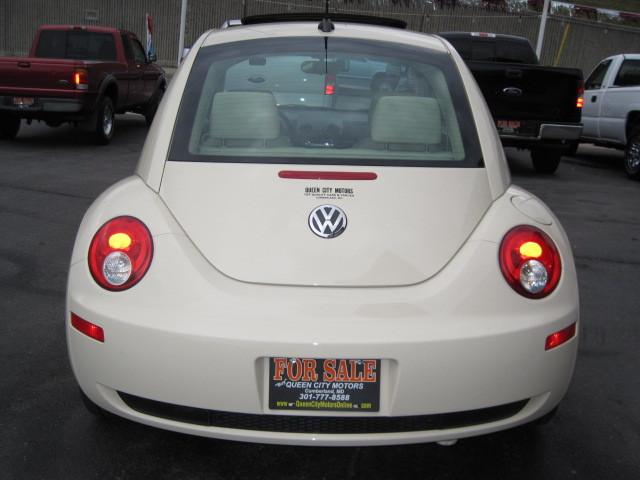 Volkswagen New Beetle CD With MP3 Hatchback