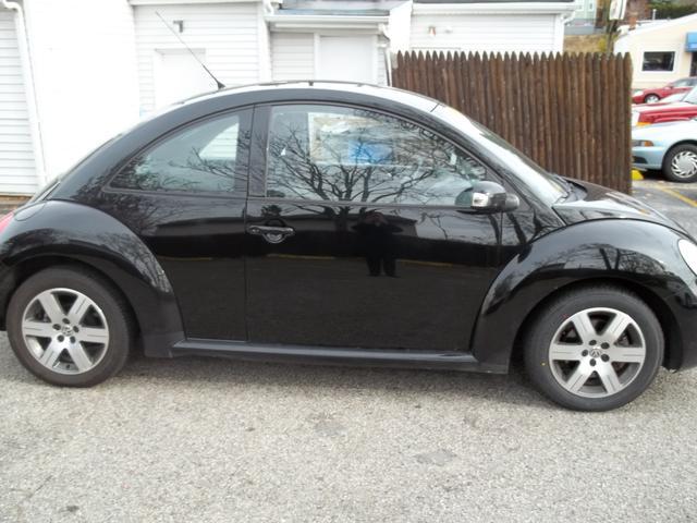 Volkswagen New Beetle 2006 photo 3