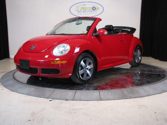 Volkswagen New Beetle 2006 photo 1