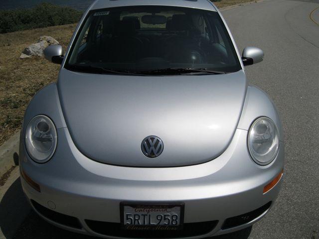 Volkswagen New Beetle 2006 photo 2